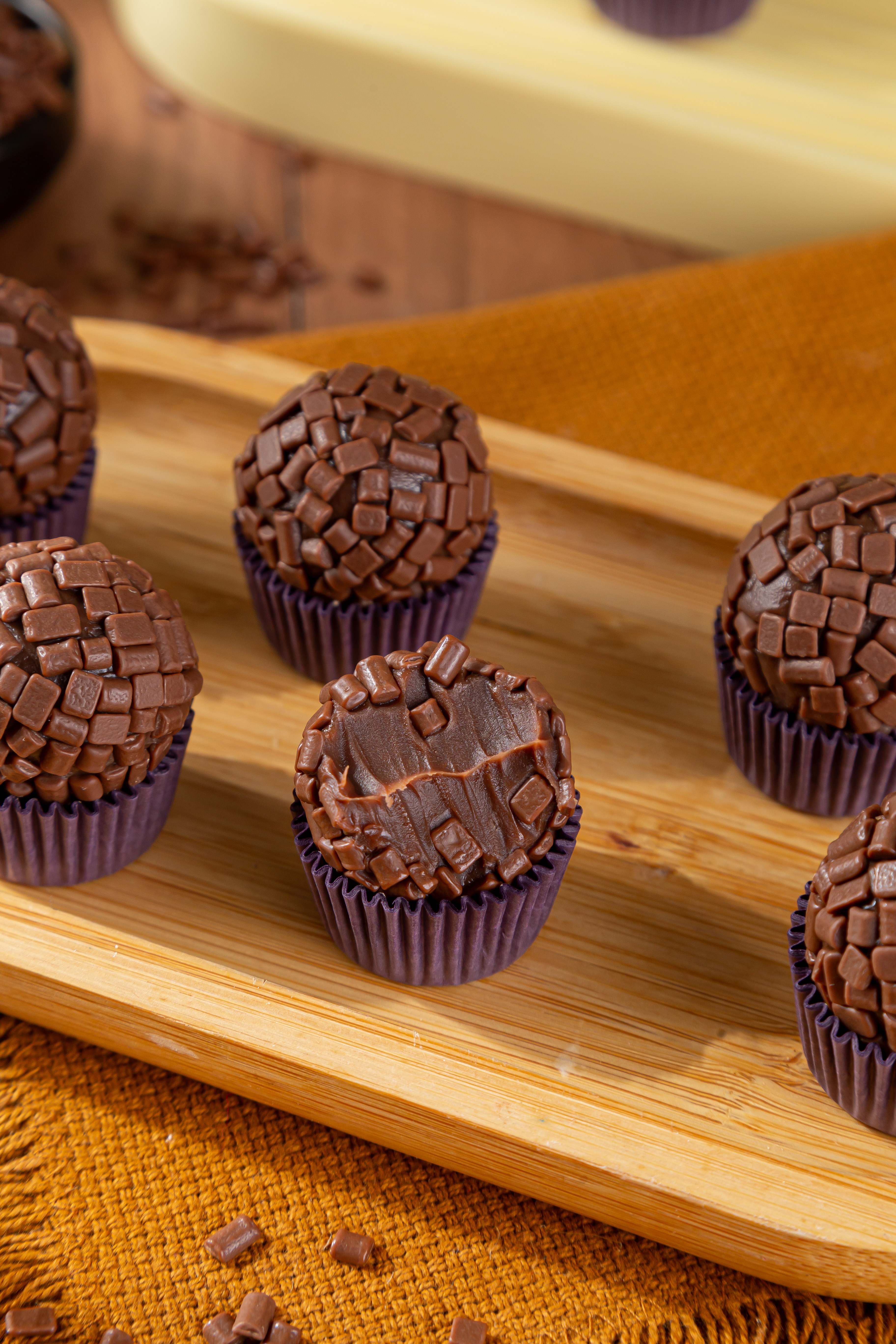 Caixa de brigadeiros ao leite